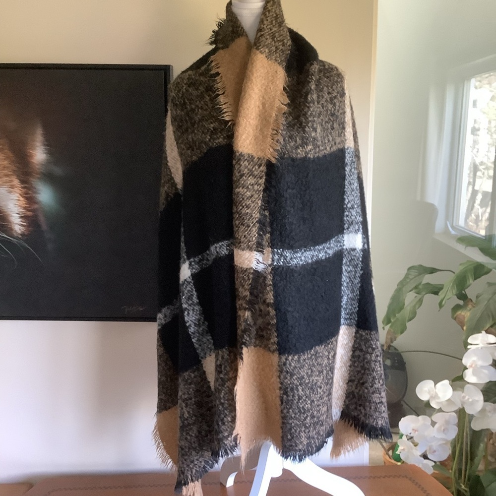 Tan/Black/White Color Block/Plaid Wrap/Shawl - Picture 3 of 15
